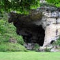 L' Arize a donné naissance à la grotte du Mas-d'Azil et a livré passage à la route.